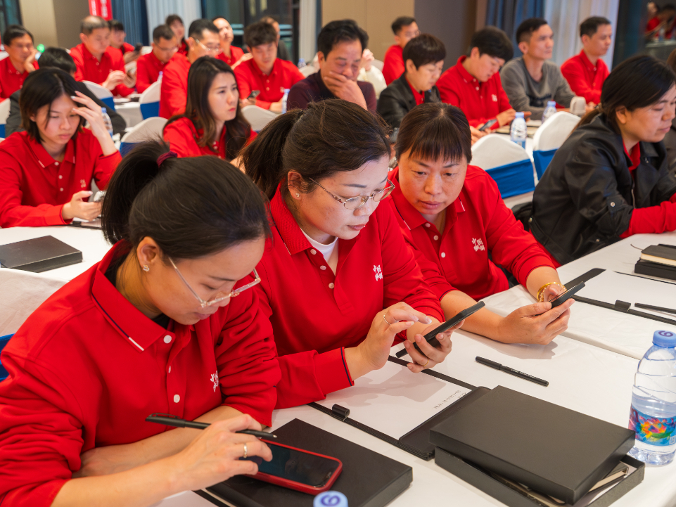 聚势共鉴?标杆领航 | 利来w662025区域培训峰会暨美学赋能行动晋江站圆满落幕(图10)