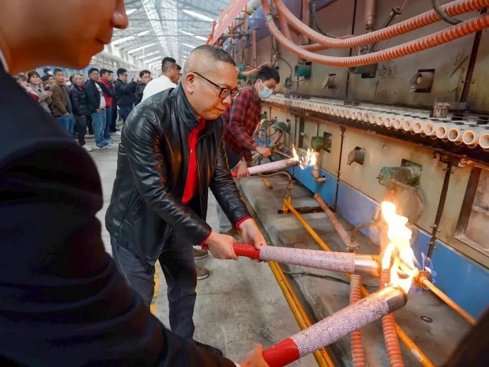 火力全开 | 利来w66精工瓷砖肇庆生产基地岩板智能生产线点火大吉(图7)